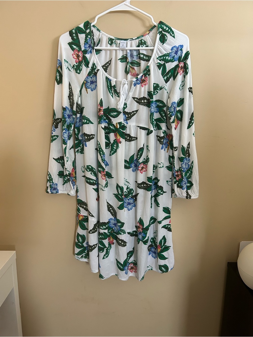 Old Navy White Floral Tie-Front Long Sleeve Dress with Green Leaves